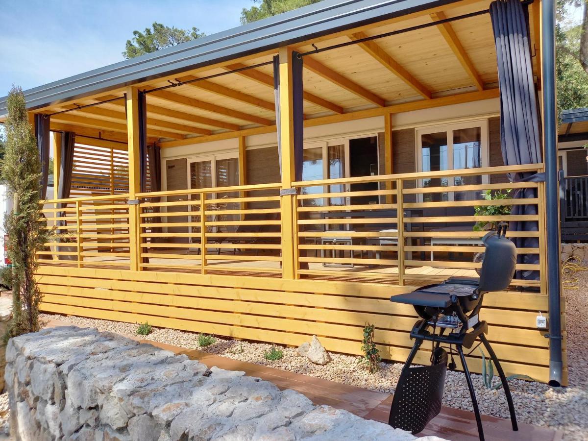 Mobile Home Agava 비오그라드나모루 외부 사진